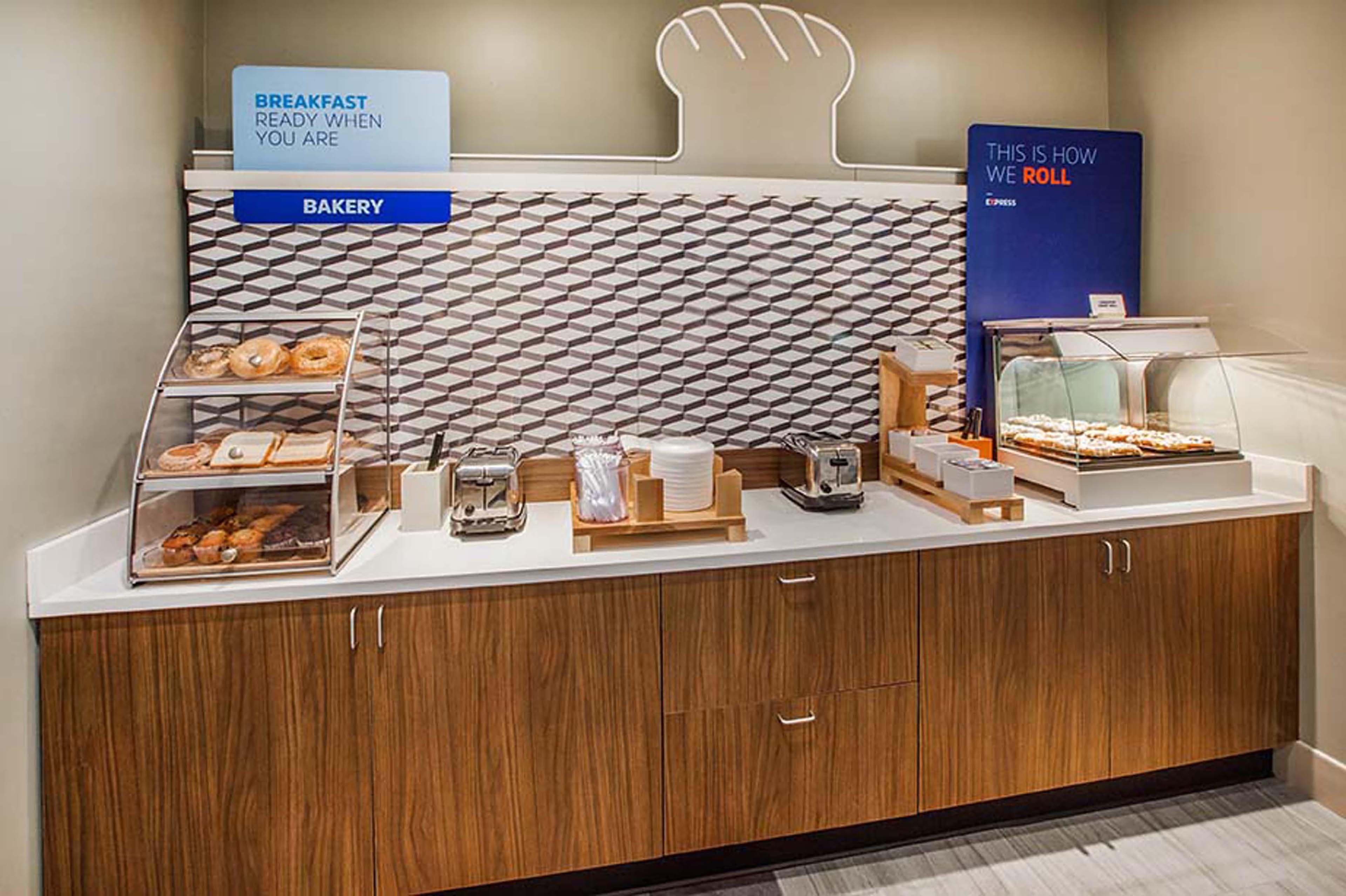 Holiday Inn Express & Suites Houston S - Medical Ctr Area By Ihg Dış mekan fotoğraf