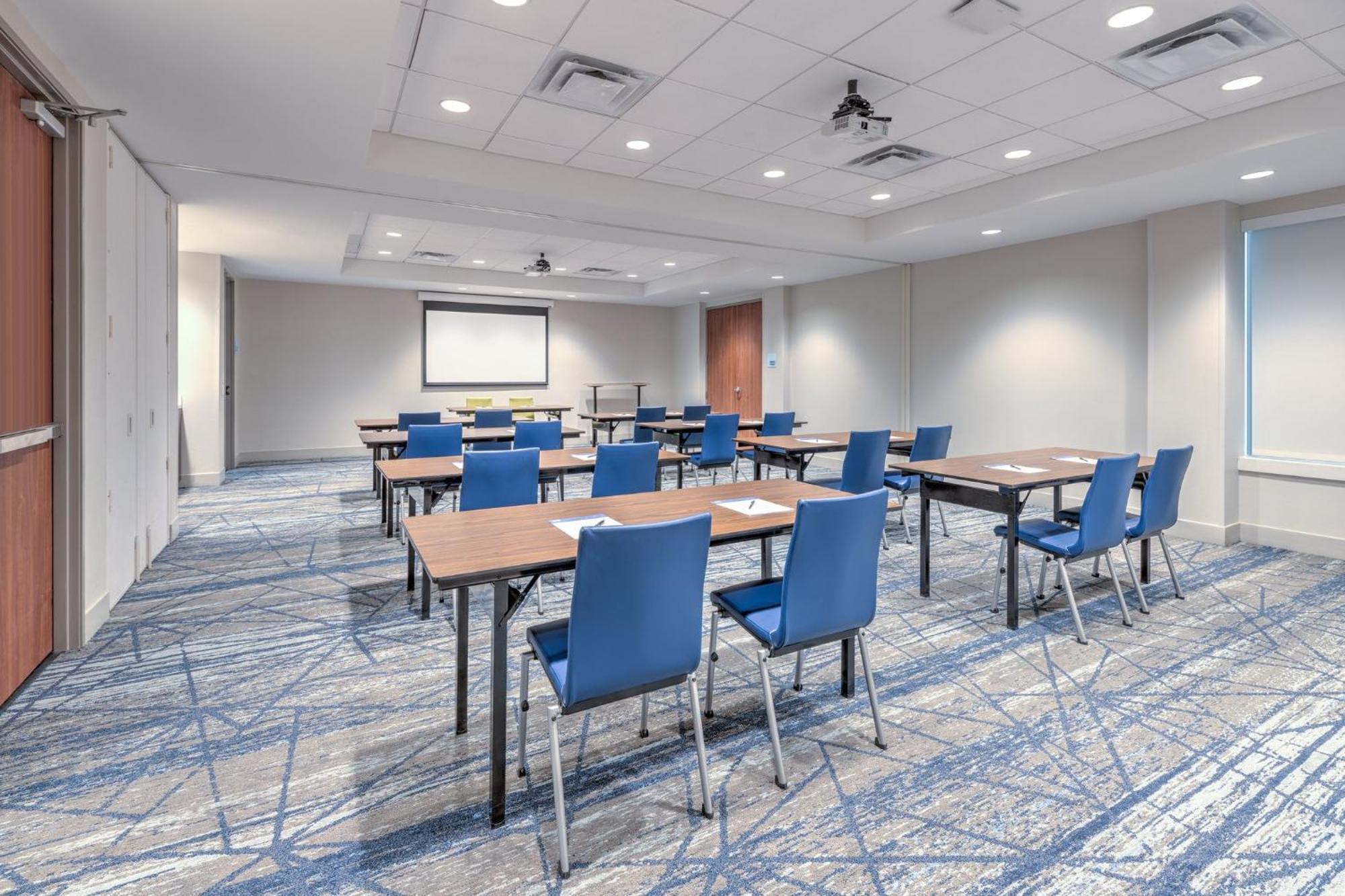 Holiday Inn Express & Suites Houston S - Medical Ctr Area By Ihg Dış mekan fotoğraf