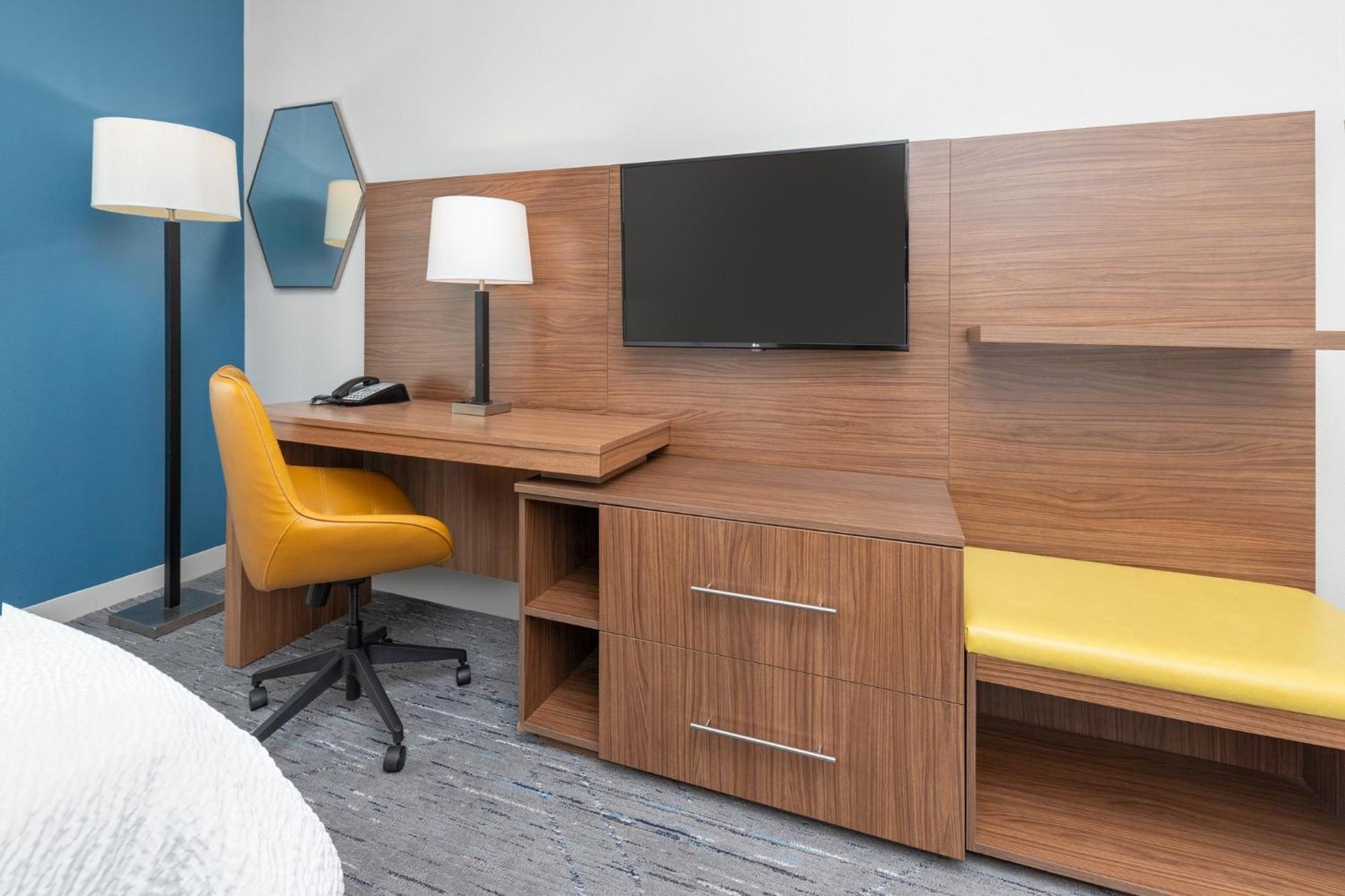 Holiday Inn Express & Suites Houston S - Medical Ctr Area By Ihg Dış mekan fotoğraf